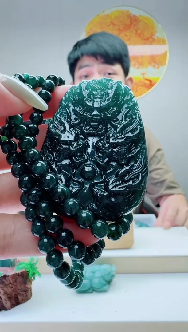 翡翠未镶嵌颈饰多样性随机发其一