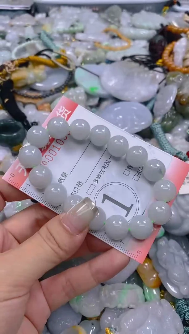 翡翠未镶嵌颈饰闪购0010331