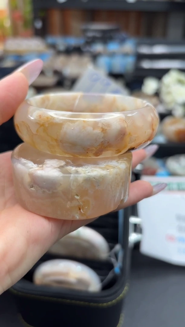 未镶嵌手镯石英质玉C460(60圈赠送镯心)