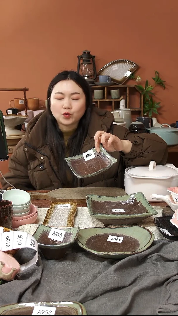 陶瓷A949陶瓷复古窑变釉三足方盘一个微瑕15*4.5