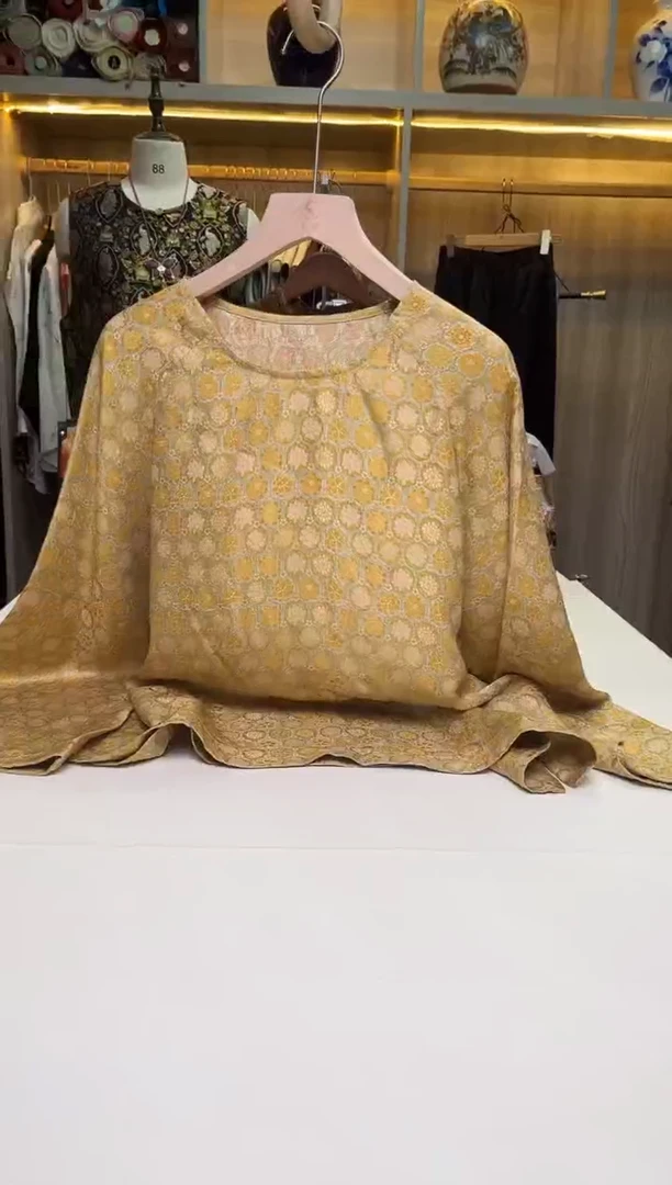 织绣L****1精选118。