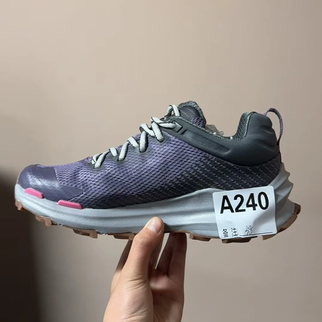 男女户外休闲鞋a240