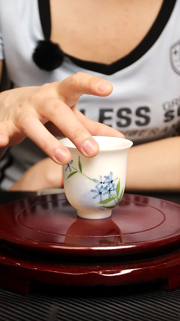 景德镇高温瓷兰花如是杯