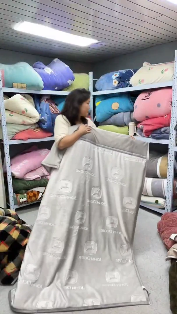 牛奶绒120+150被子