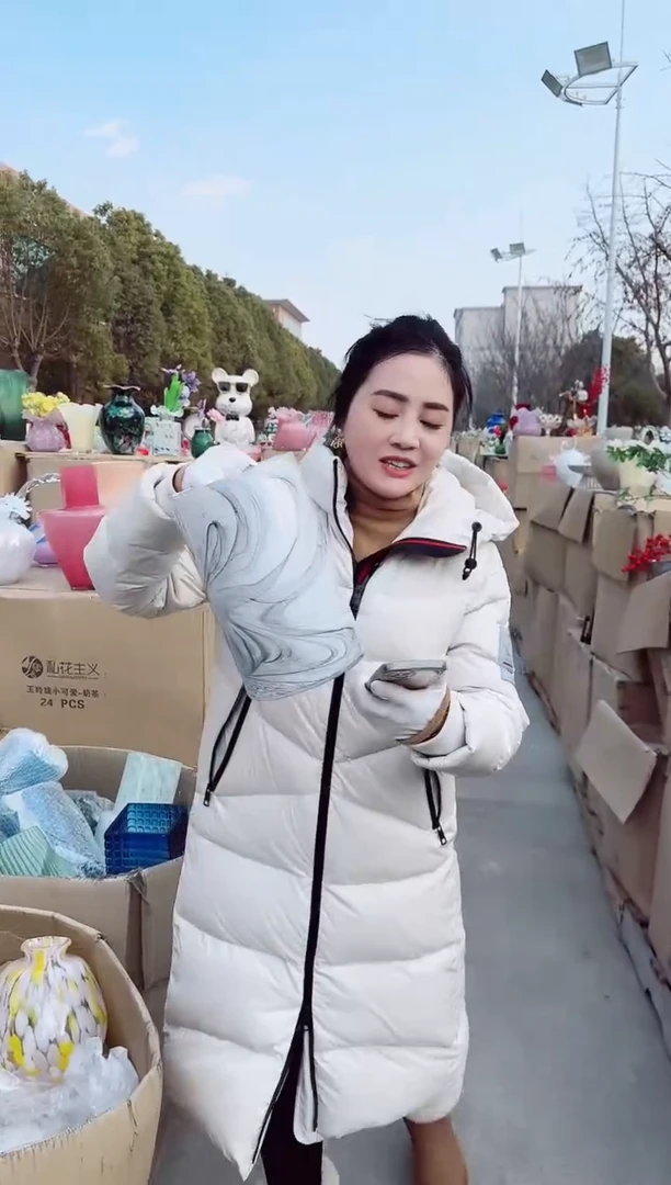 【闪购商品】玻璃安琪微瑕花瓶--X7KRB