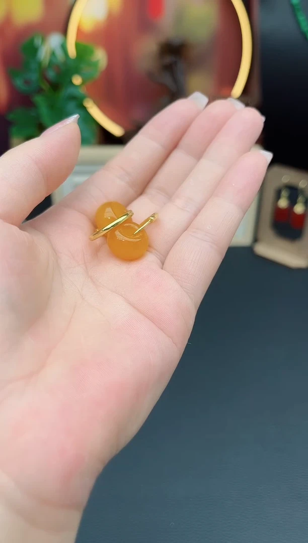 玛瑙/玉髓耳饰未镶嵌536000