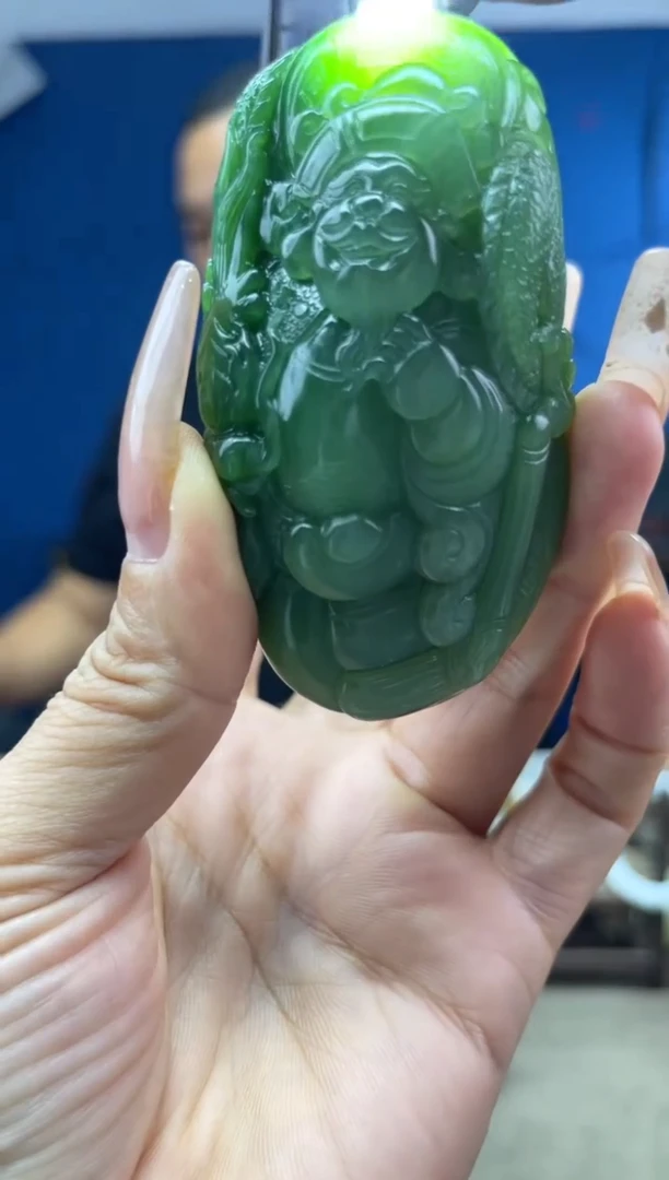 和田玉未镶嵌颈饰1