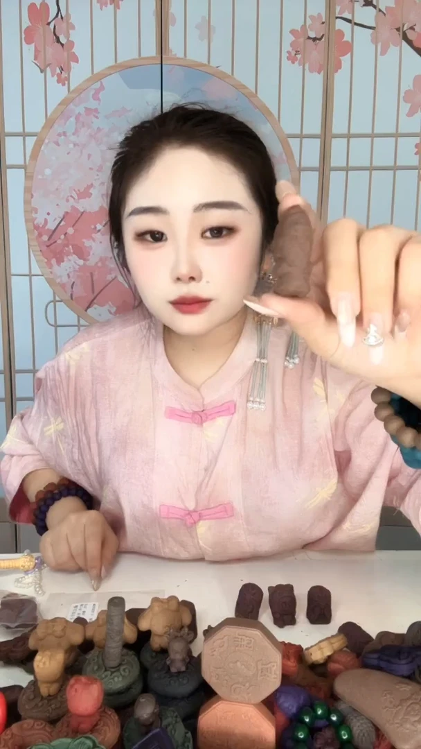 泥塑湿寒关二爷1个