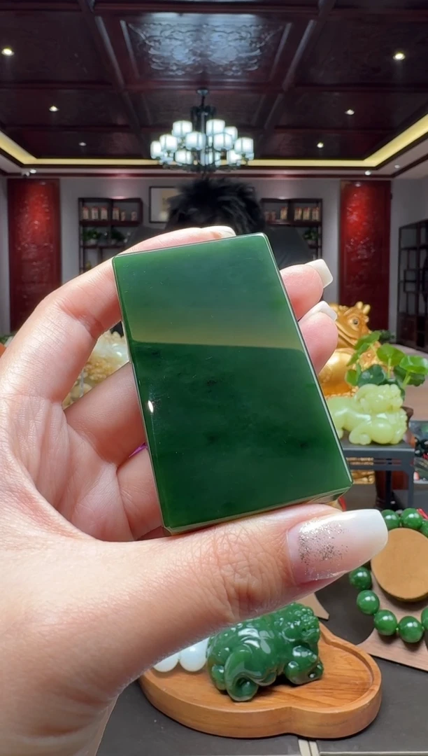 未镶嵌和田玉挂件by