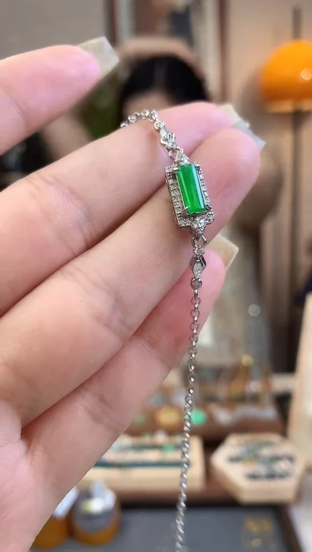 翡翠银S925镶嵌吊坠(不含链)手链