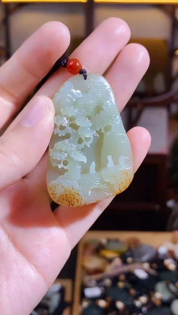 和田玉未镶嵌颈饰1