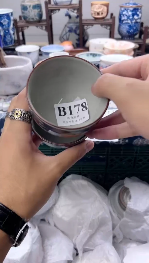 瓷片周*    B178