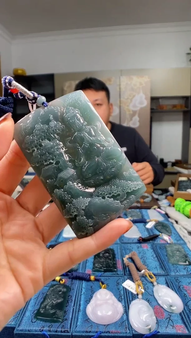 颈饰未镶嵌翡翠多样性发其一