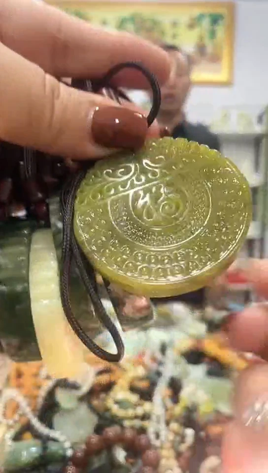 未镶嵌岫玉挂件多样性发货发其中一件