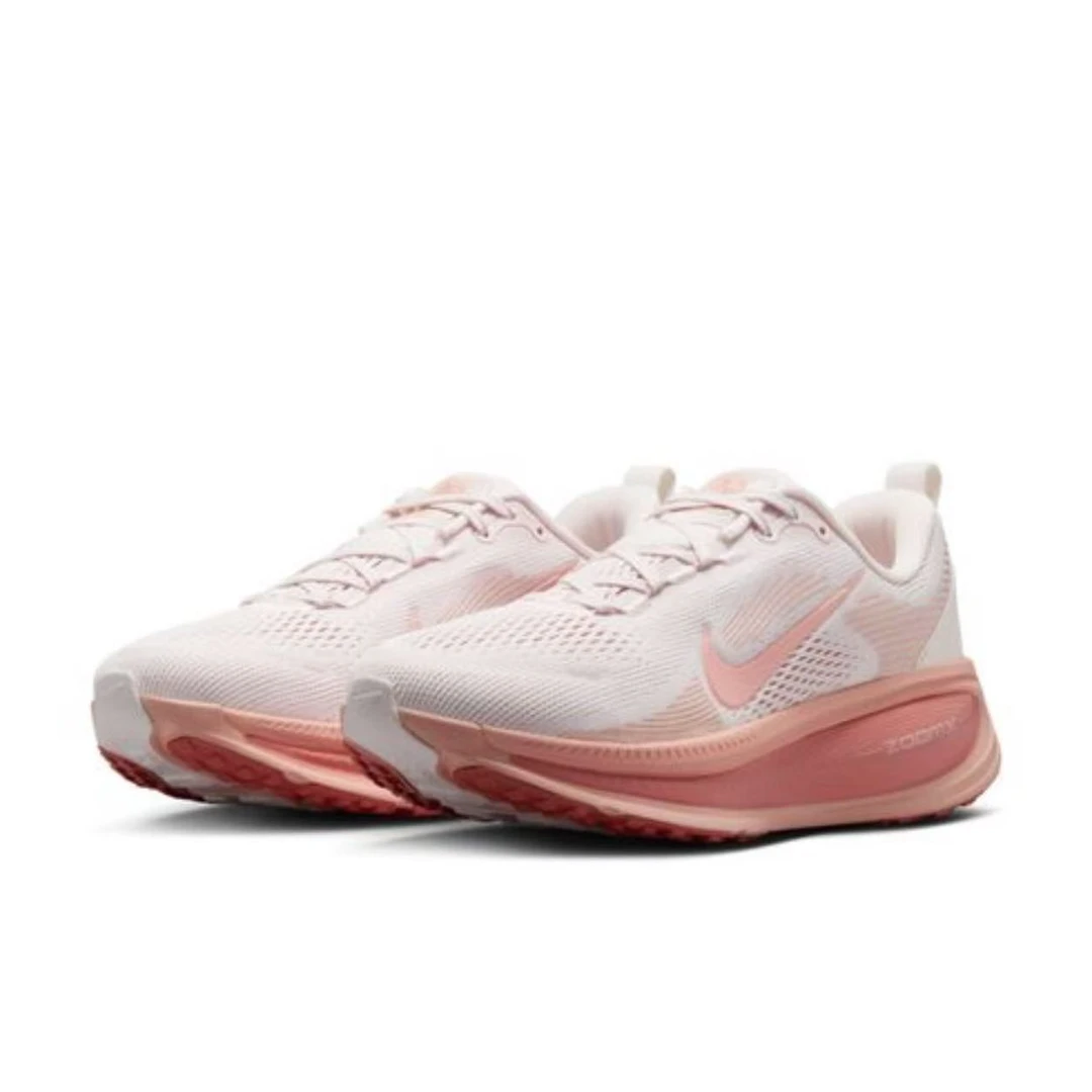 VOMERO 18女款樱花粉运动鞋透气轻质跑步鞋HM6804-601