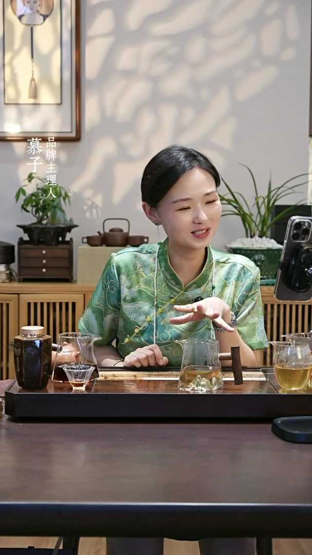书法✪****°易武绿大树 2提