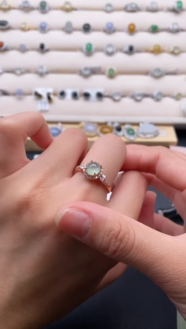 银S925镶嵌戒指翡翠222222+4