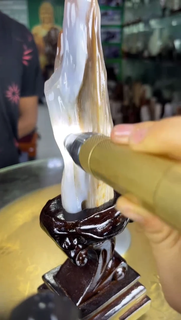 缅甸天然树化玉摆件