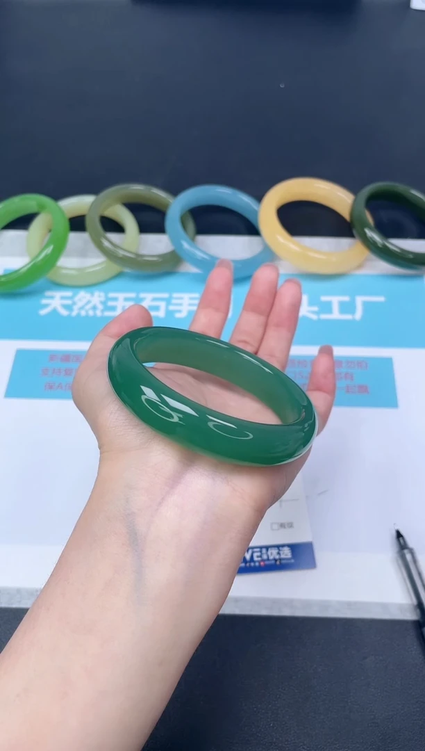 未镶嵌手镯石英质玉m138/5758