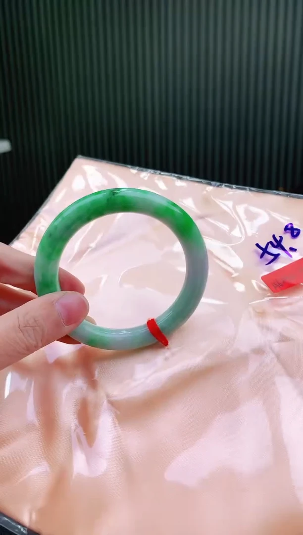 未镶嵌手镯翡翠54+