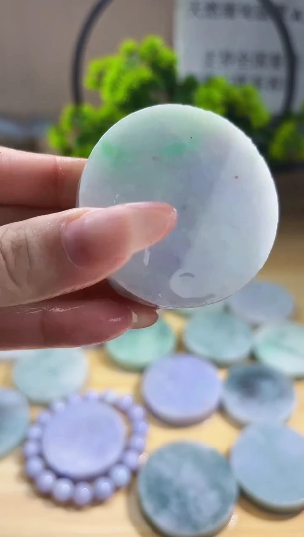 翡翠未镶嵌颈饰翡翠A货 温谭581