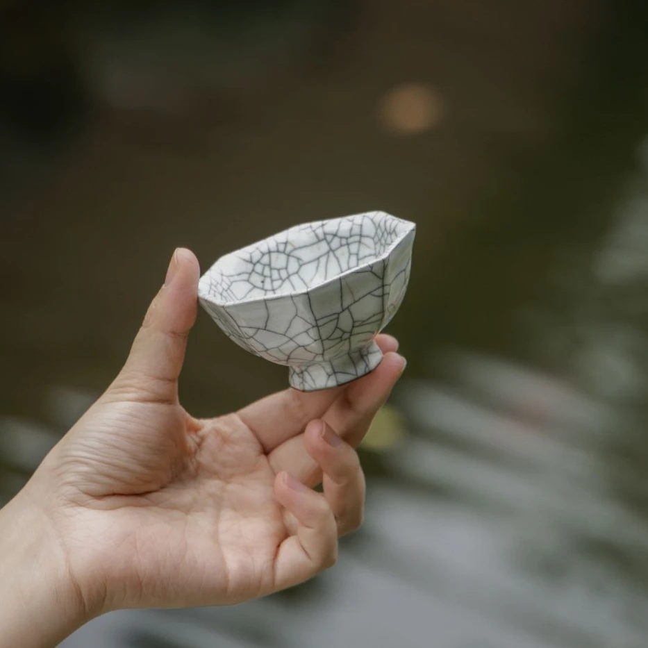 丹山片羽传世哥窑八方杯复刻件-K10八方杯（原件藏于大英博物院）