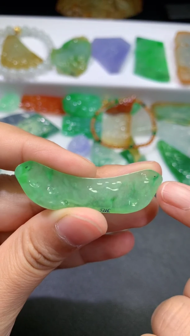 颈饰未镶嵌翡翠16