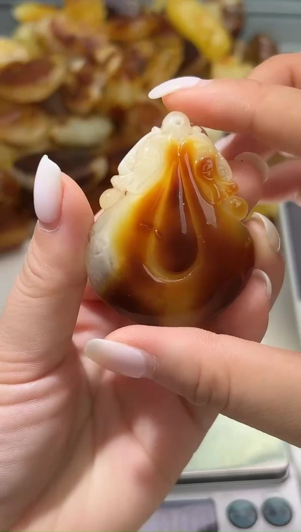 裸石琥珀未镶嵌琥珀蜜蜡吊坠
