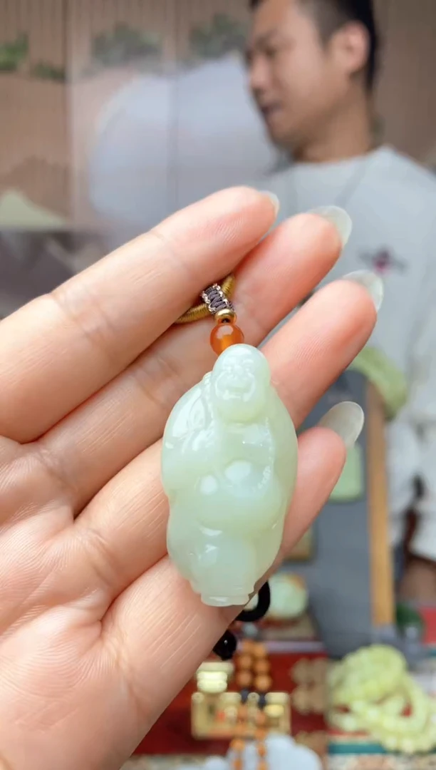 颈饰未镶嵌和田玉拍一发一
