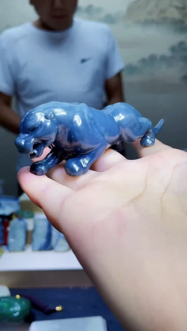 和田玉未镶嵌颈饰1