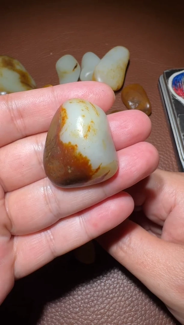 未镶嵌和田玉挂件和田玉