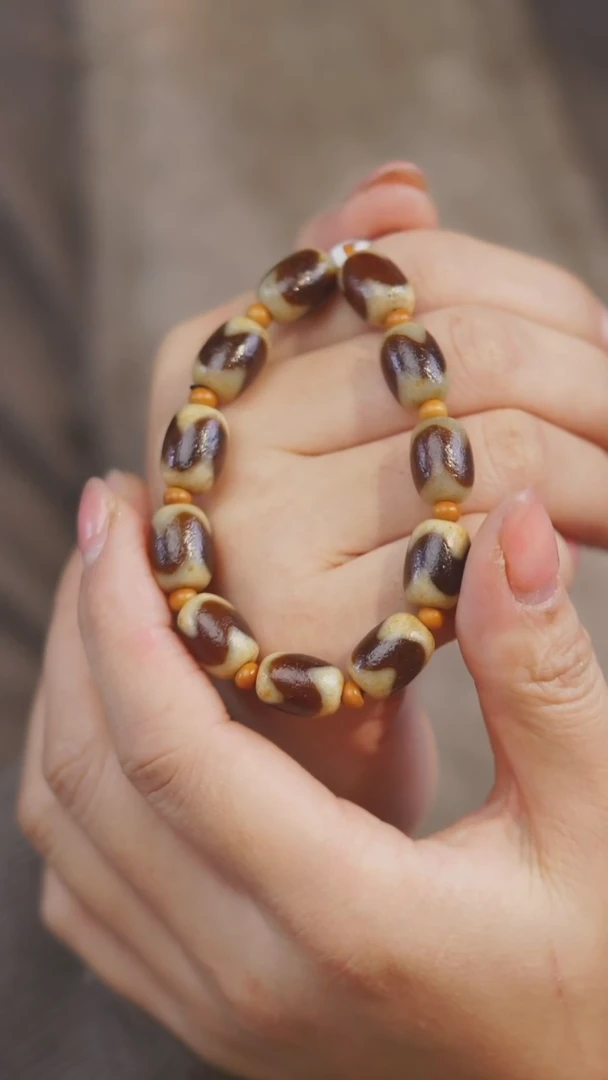 【闪购商品】玛瑙/玉髓手串未镶嵌多样性发一