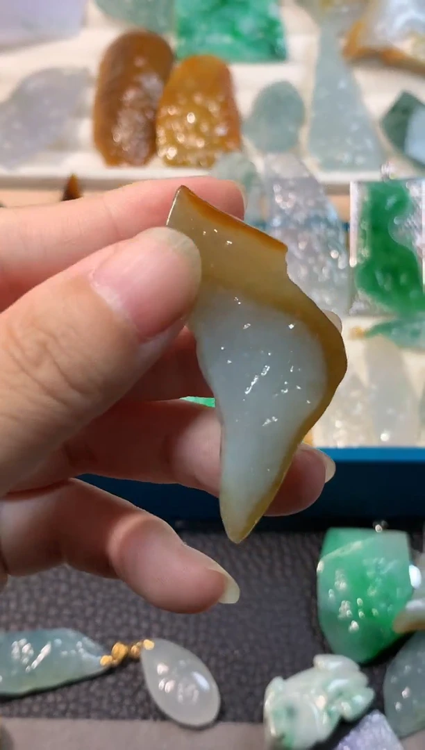 未镶嵌定制翡翠吊坠包工