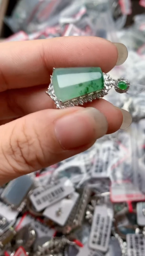 银S925镶嵌戒指翡翠天然A货缅甸翡翠
