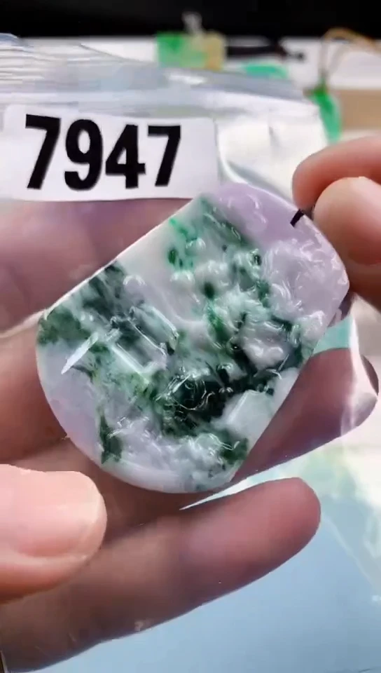 【闪购商品】翡翠挂件未镶嵌天然翡翠吊坠挂件