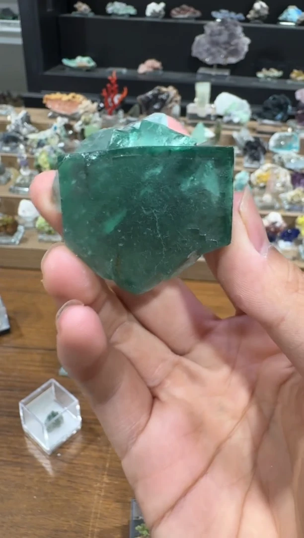 月下珠宝严选矿物
