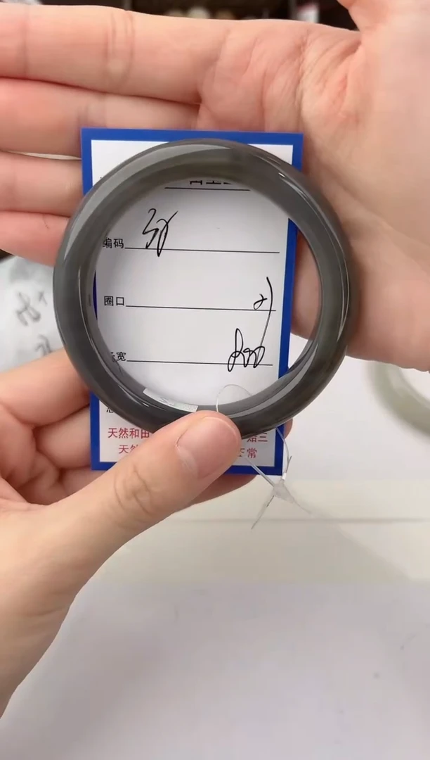 未镶嵌手镯和田玉35颜色微差无瑕疵