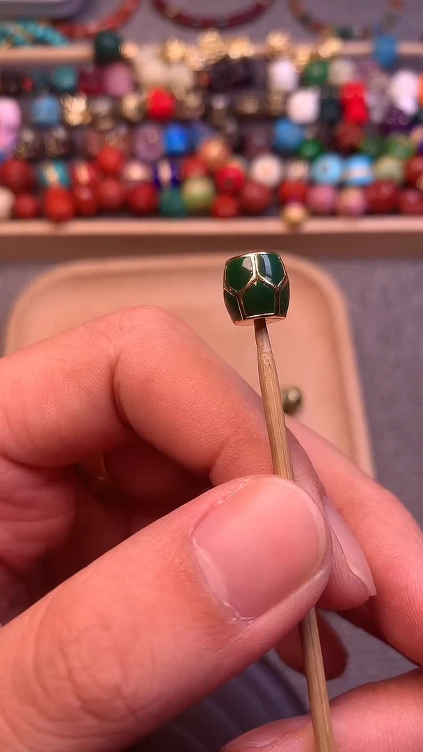 精工绿足球珠 单个发