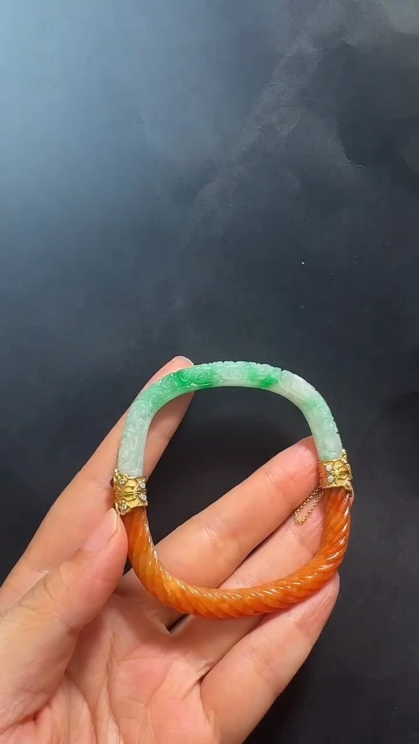 翡翠手镯18K金镶嵌圈口可带到60