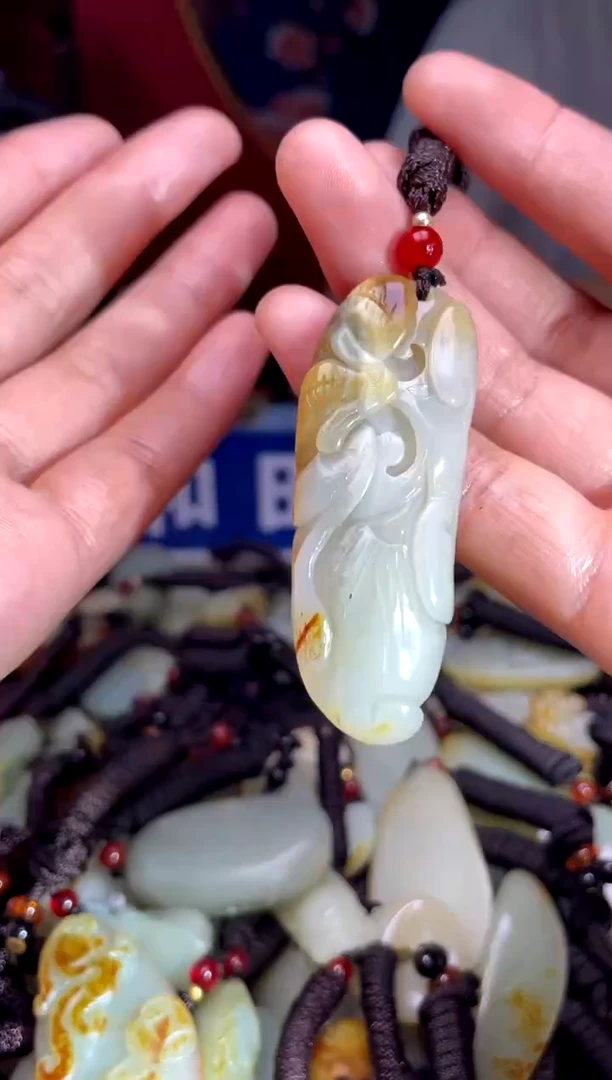 和田玉未镶嵌挂件1