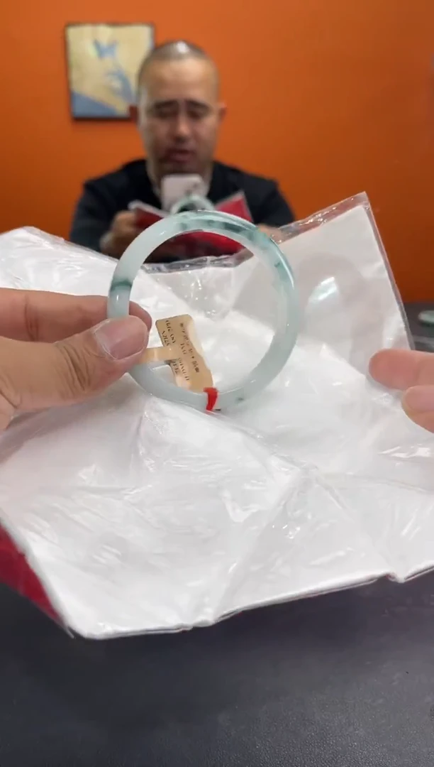 未镶嵌手镯翡翠6