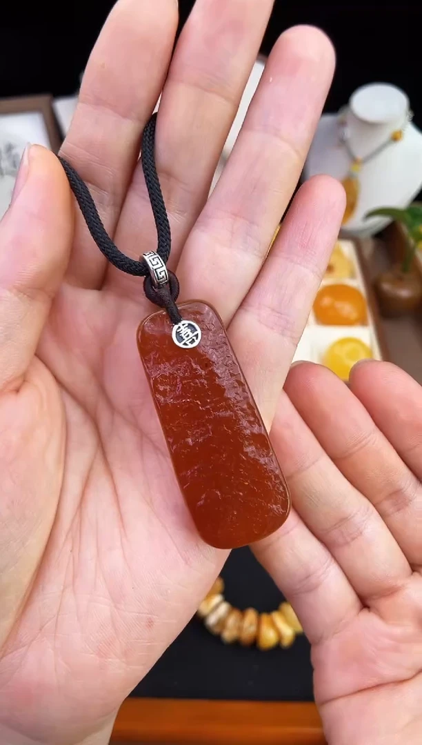 琥珀未镶嵌珠宝奇石柒月