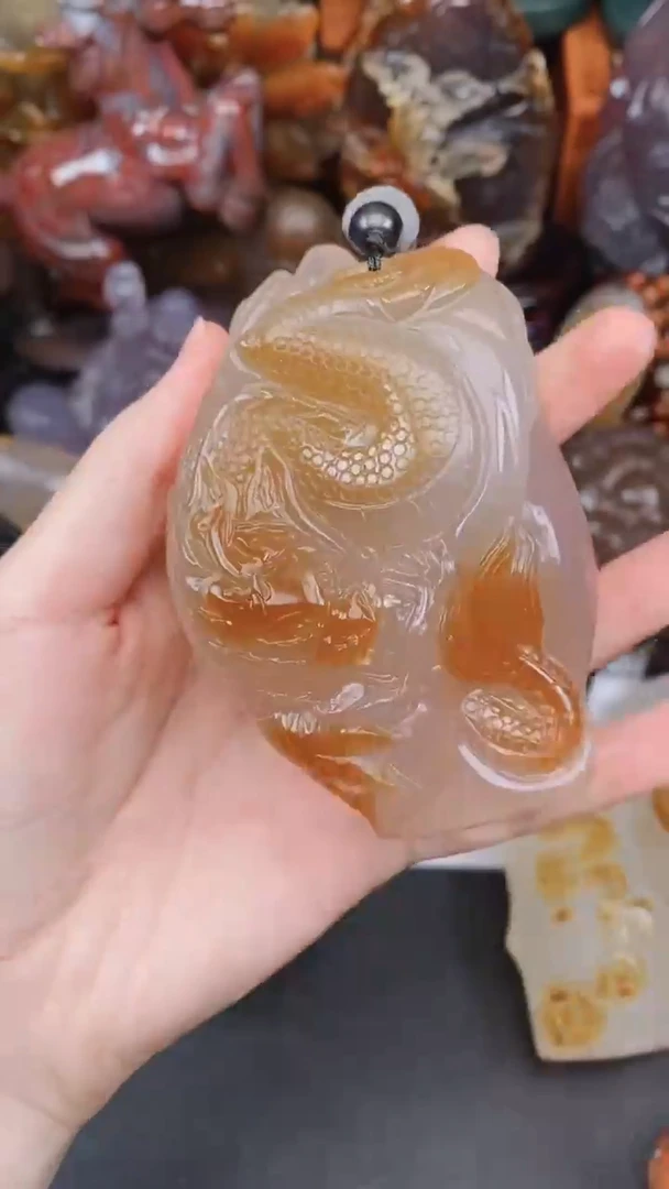 未镶嵌颈饰玛瑙/玉髓上*青AA