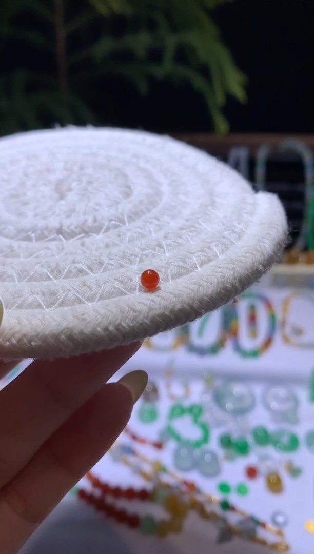 【闪购商品】定制翡翠未镶嵌3.8珠子280+28