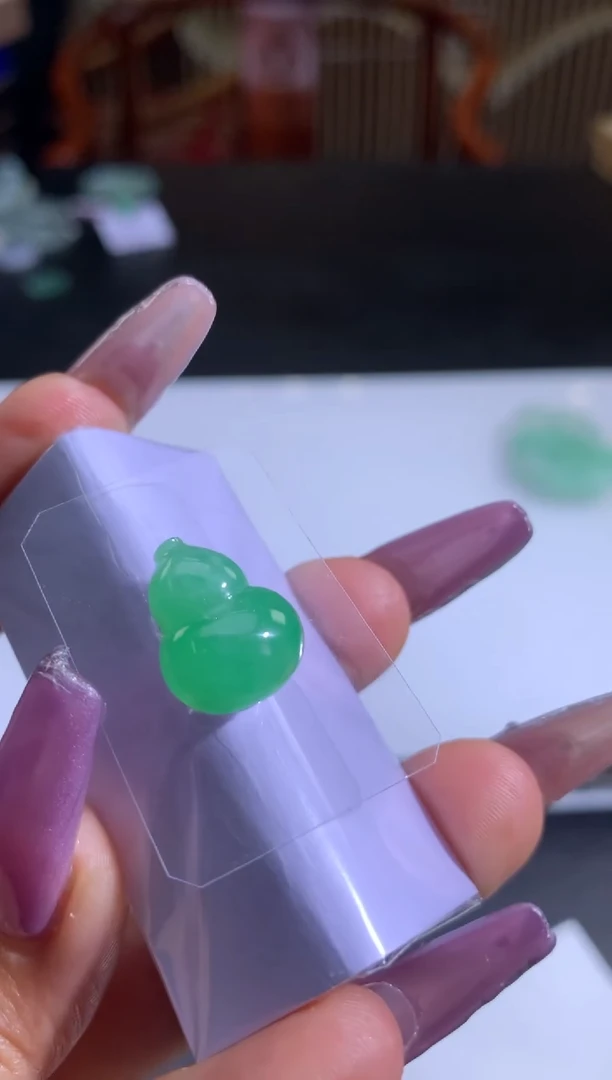未镶嵌定制翡翠湖**客翡翠