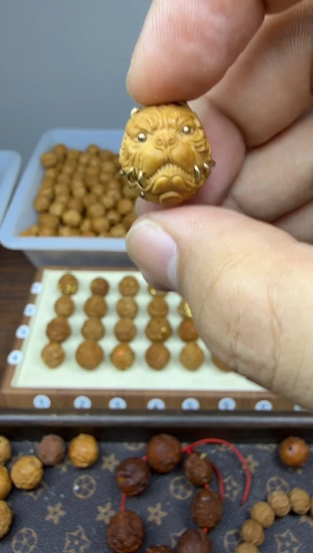 吊坠猴头核桃重工狗王
