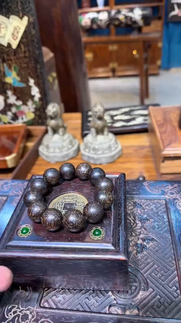 木香圆珠两件套邵氏紫檀木艺