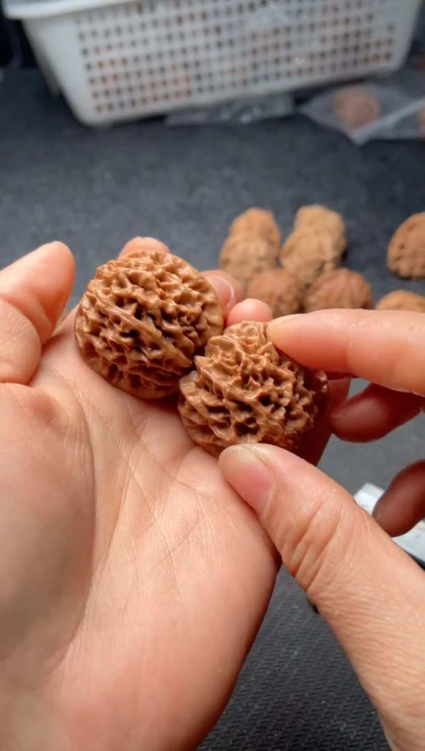 把件文玩核桃w236  秦闷 33尺