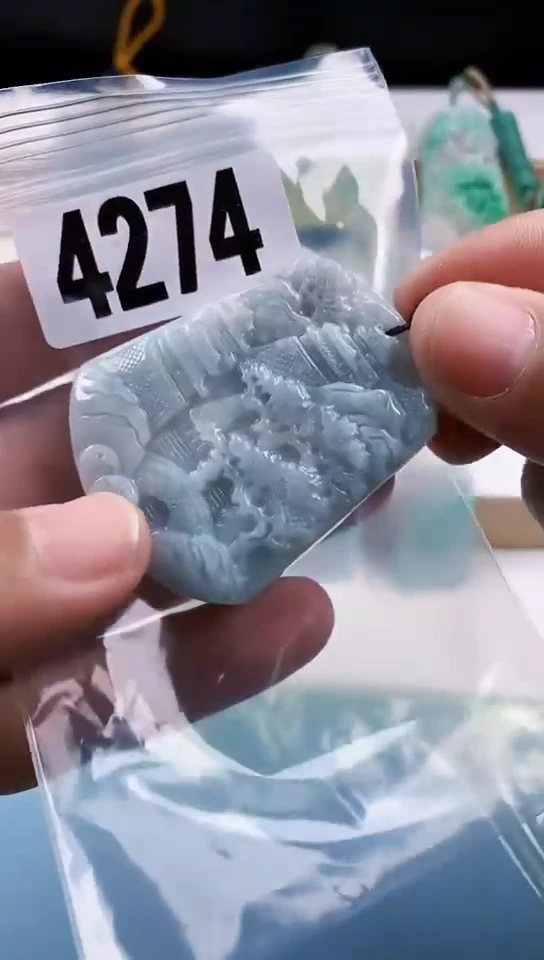 【闪购商品】翡翠颈饰未镶嵌天然翡翠吊坠挂件