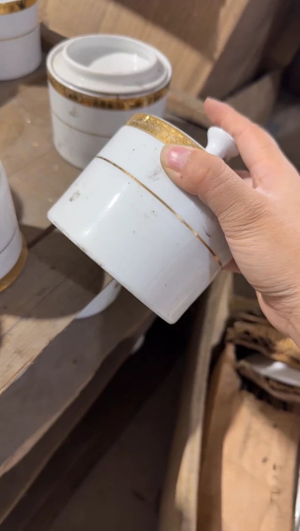 摆件N*炖盅有瑕请慎拍